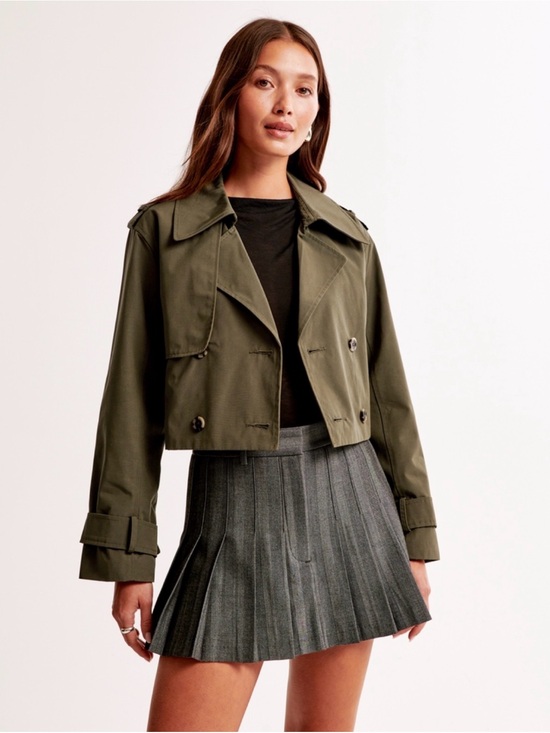 Abercrombie & Fitch Jackets & Blazers - NWT Abercrombie Cropped Trench Coat